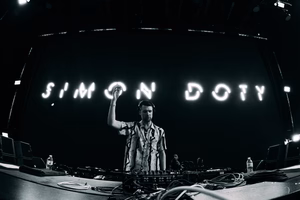 Sunset Sessions: Featuring Simon Doty 
